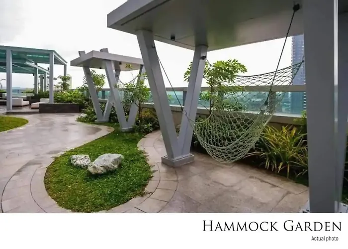 The Peaky Blinder S Crib With Gym, Pool, Sauna 度假居 *